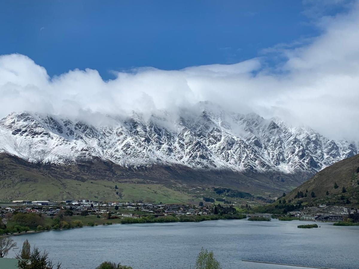 The Embassy B&B Queenstown Luaran gambar