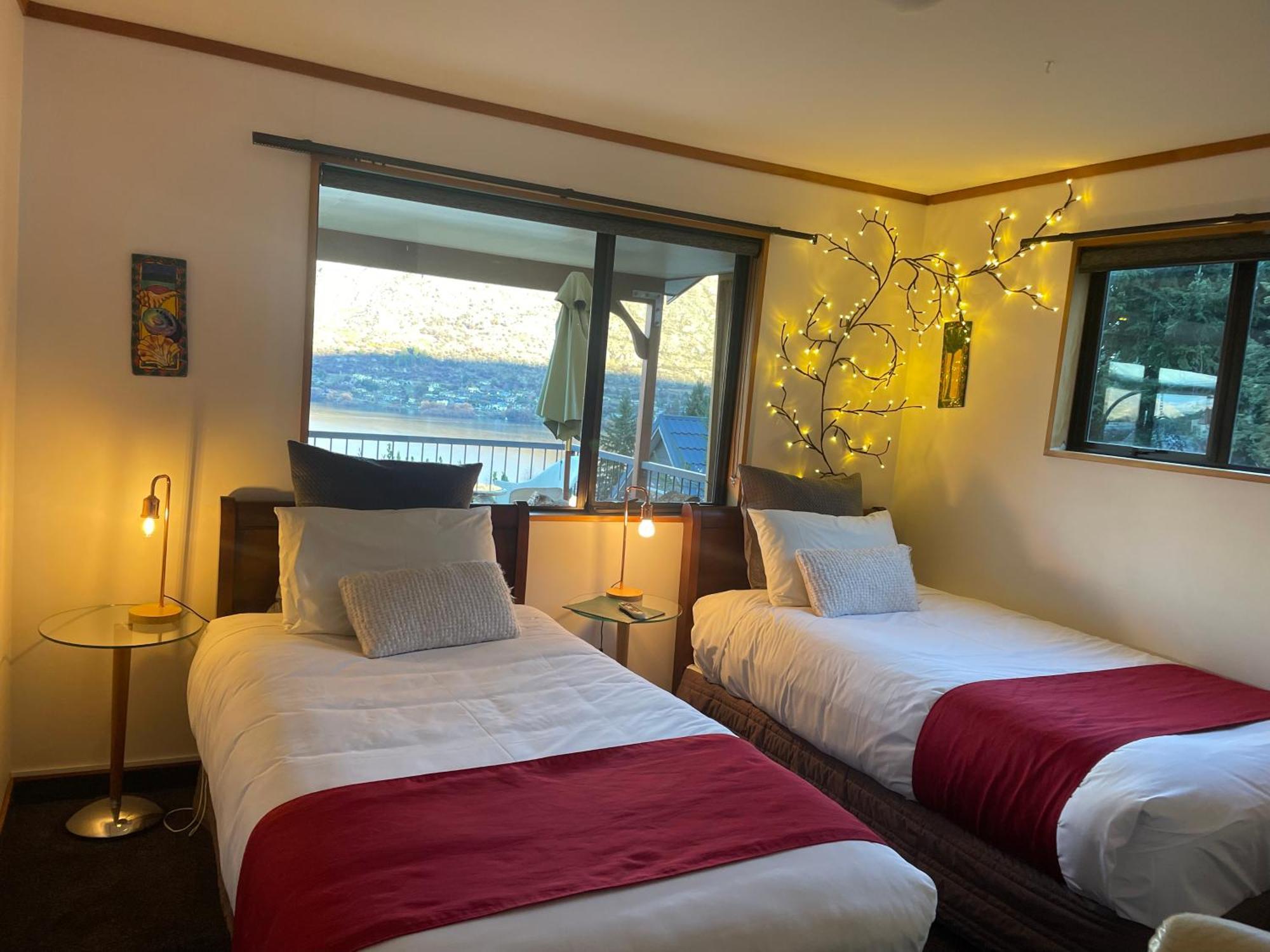 The Embassy B&B Queenstown Luaran gambar