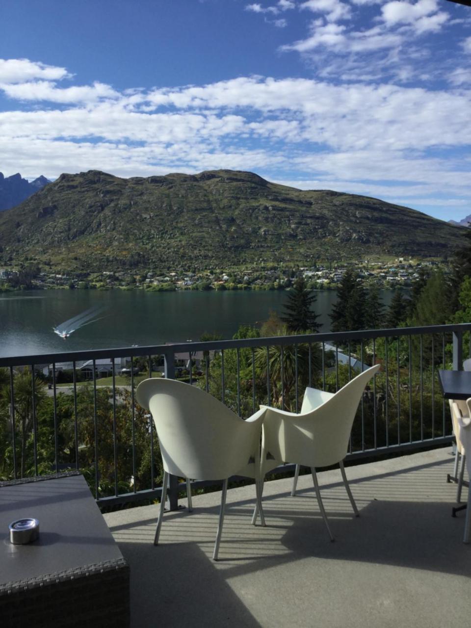 The Embassy B&B Queenstown Luaran gambar