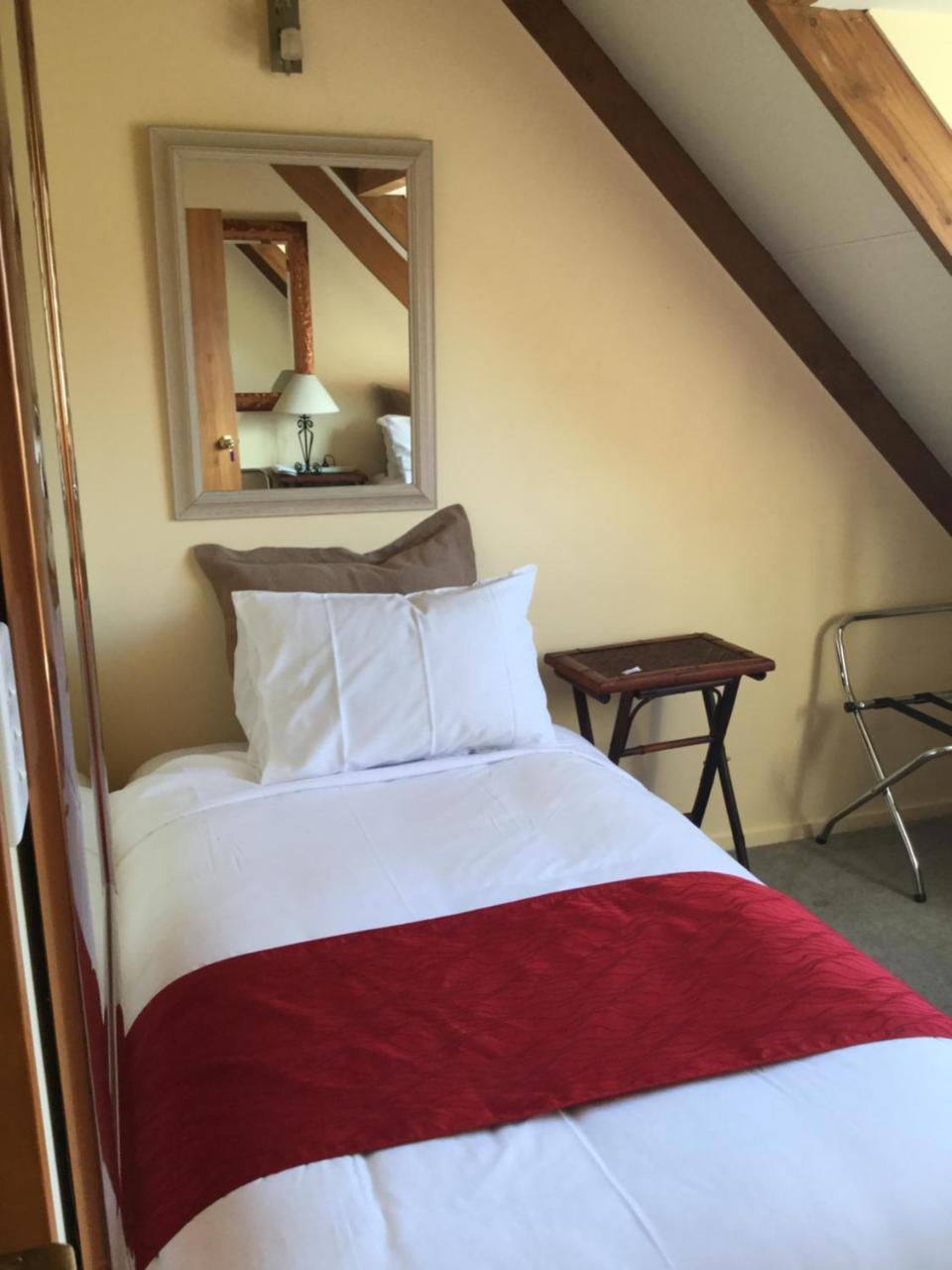 The Embassy B&B Queenstown Luaran gambar