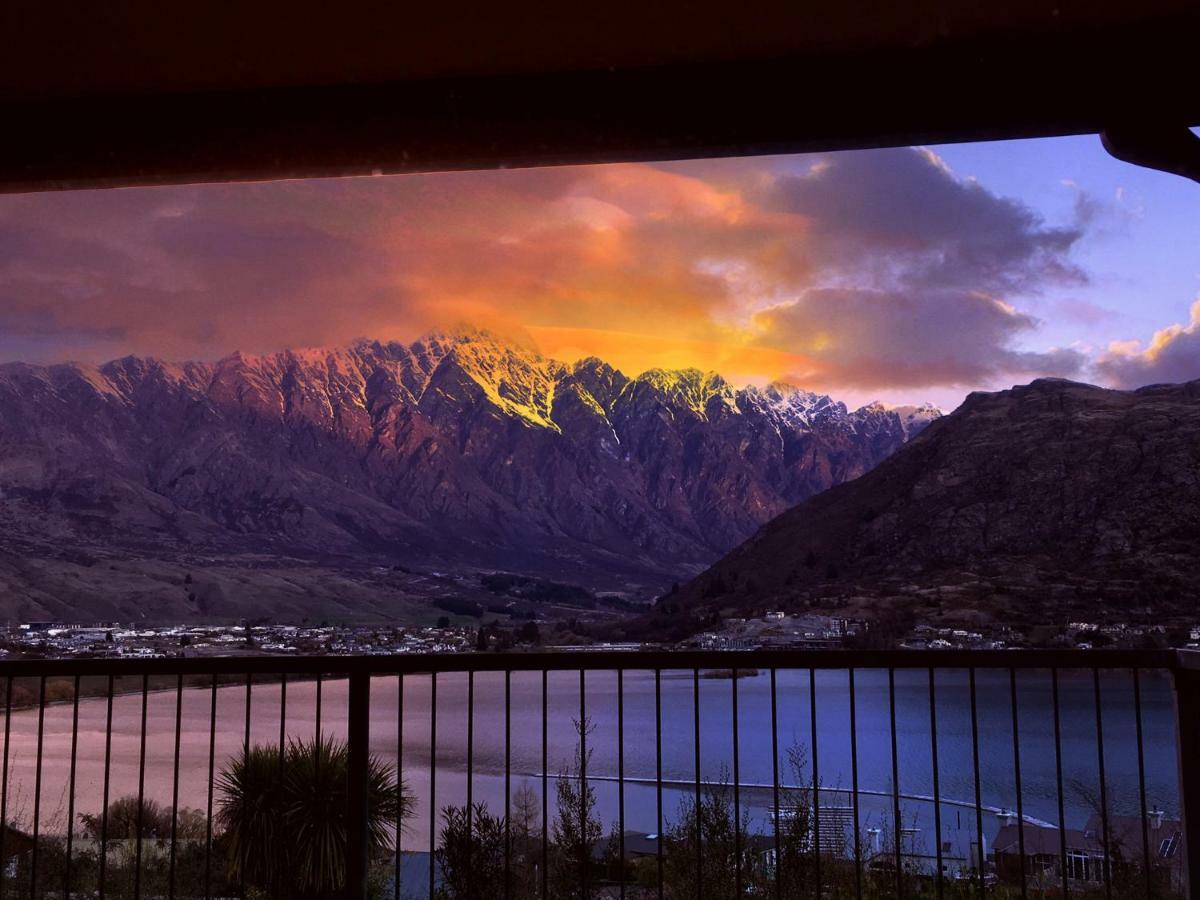 The Embassy B&B Queenstown Luaran gambar